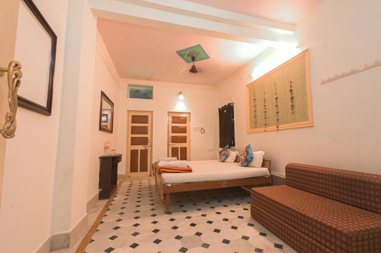 Hotel Renuka Jaisalmer Zewnętrze zdjęcie