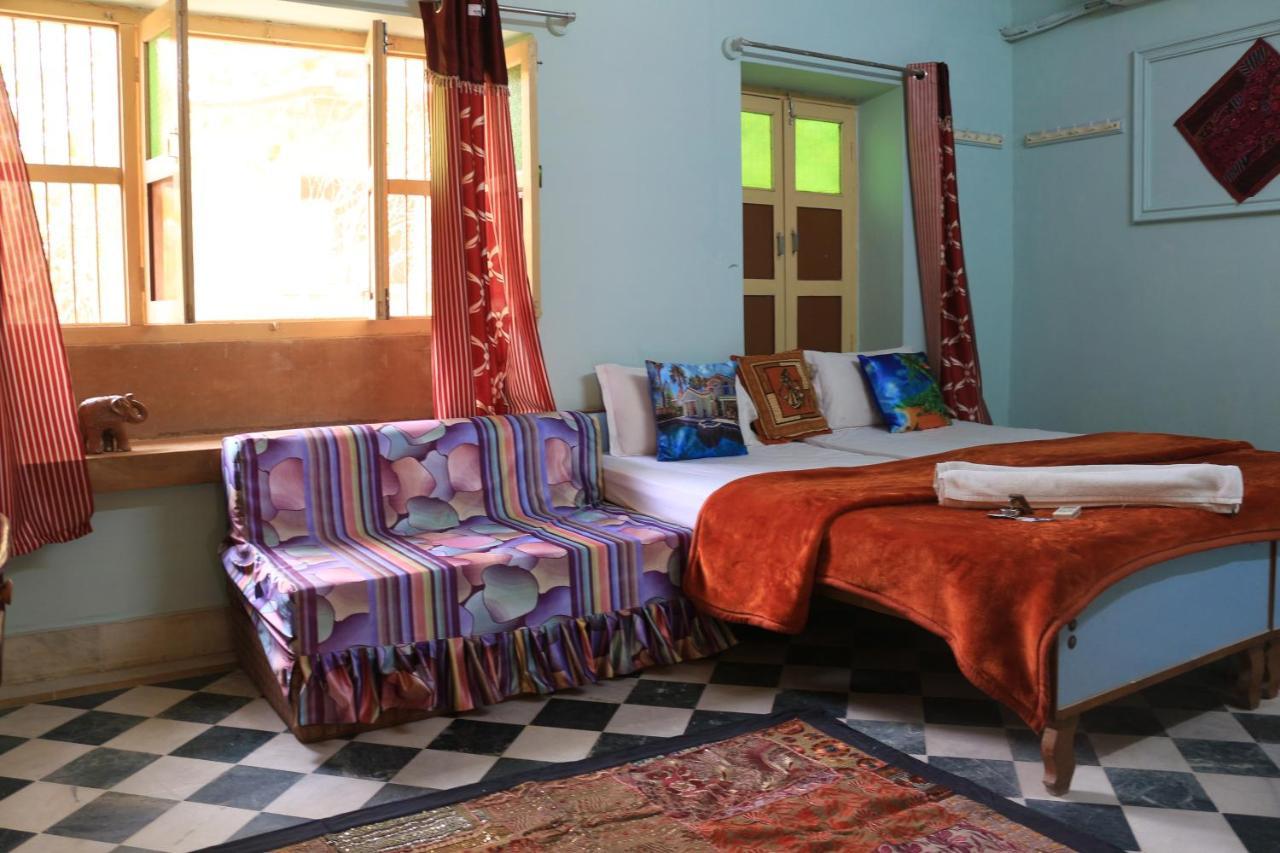 Hotel Renuka Jaisalmer Zewnętrze zdjęcie